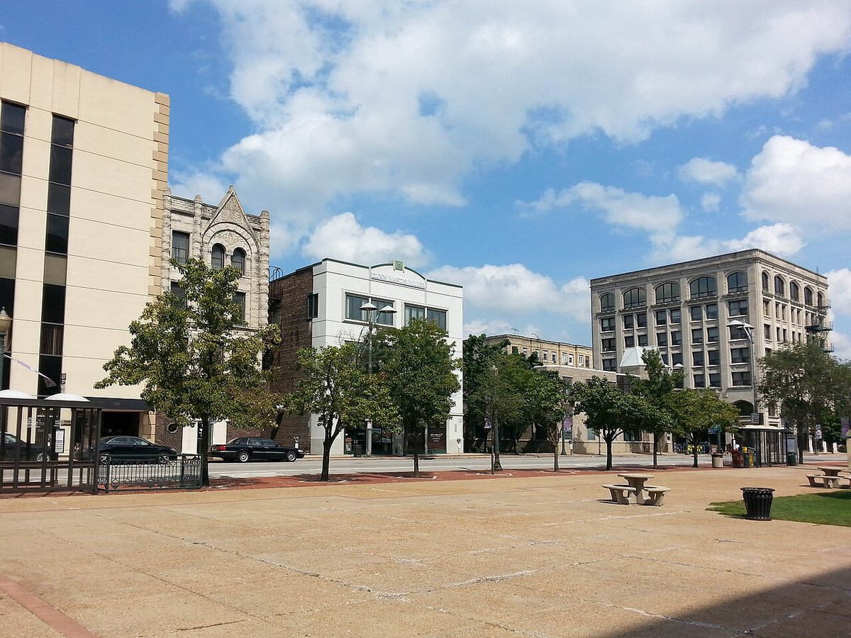 Town Center, IL - Joliet, Illinois - Simple English Wikipedia, the free encyclopedia